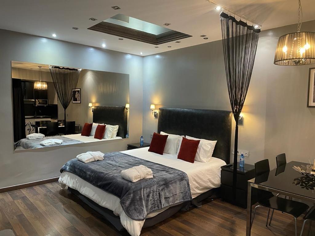 Luxury Suite Hotel Puerto Banus Marbella Buitenkant foto